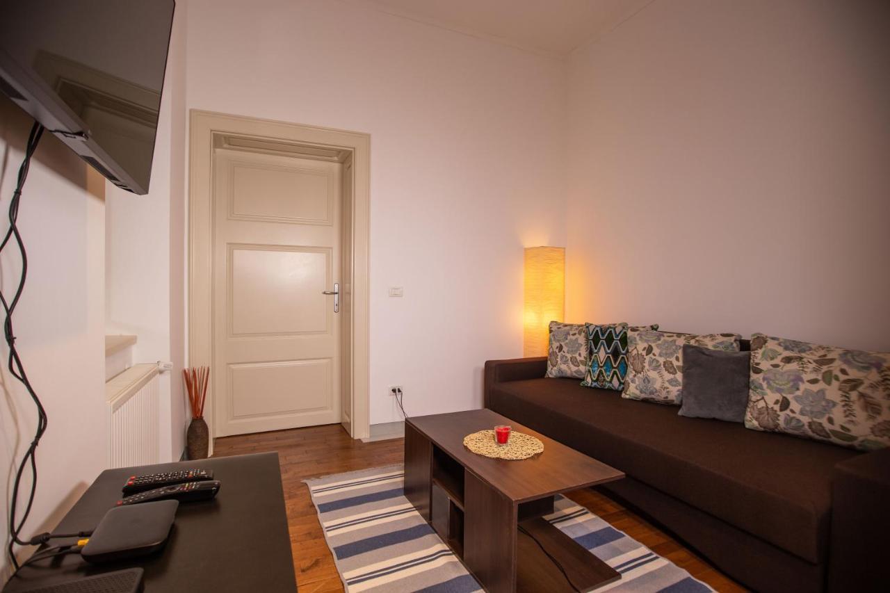 Alessia Apartment In The Old Town Timisoara Esterno foto