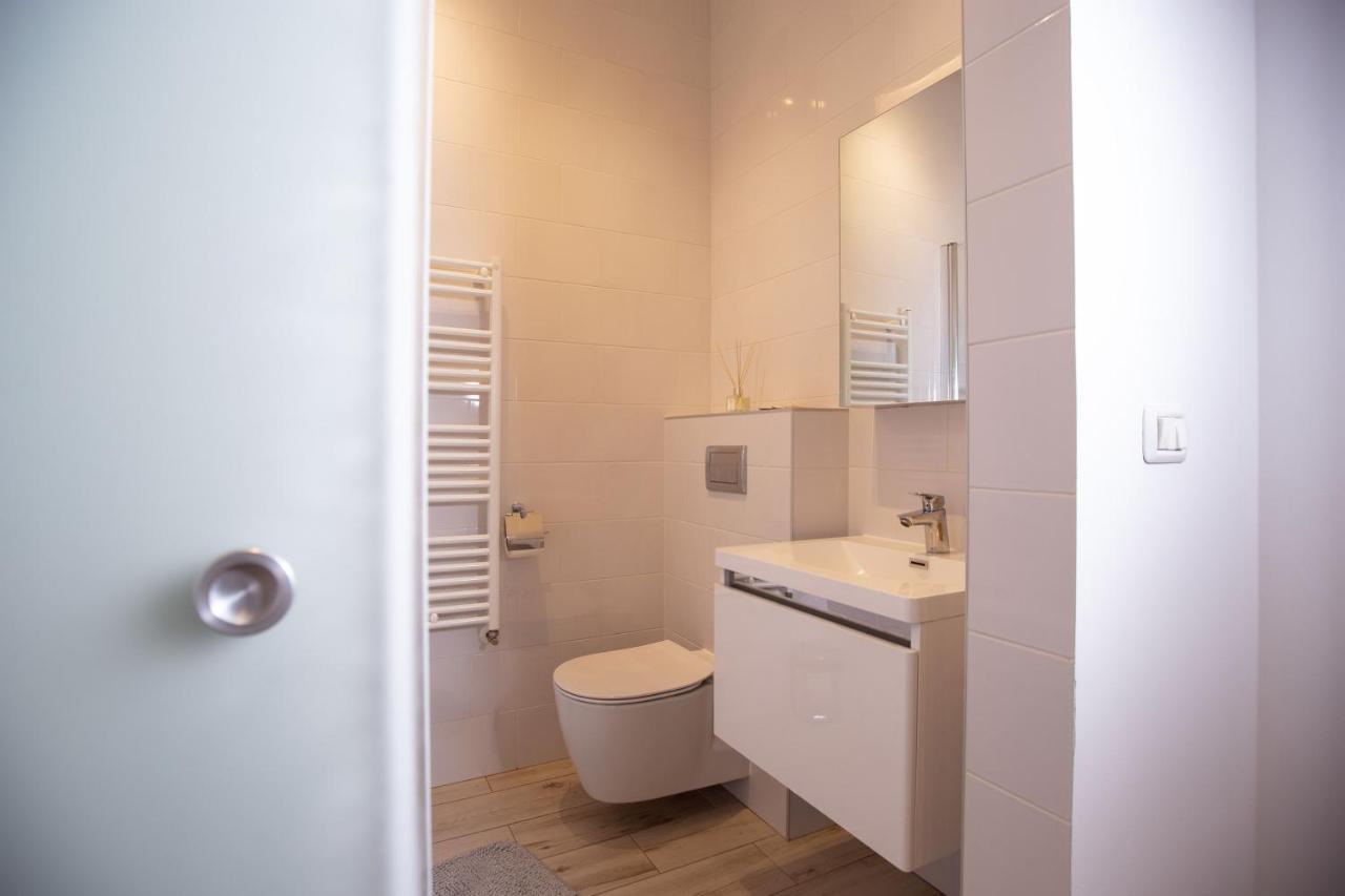 Alessia Apartment In The Old Town Timisoara Esterno foto