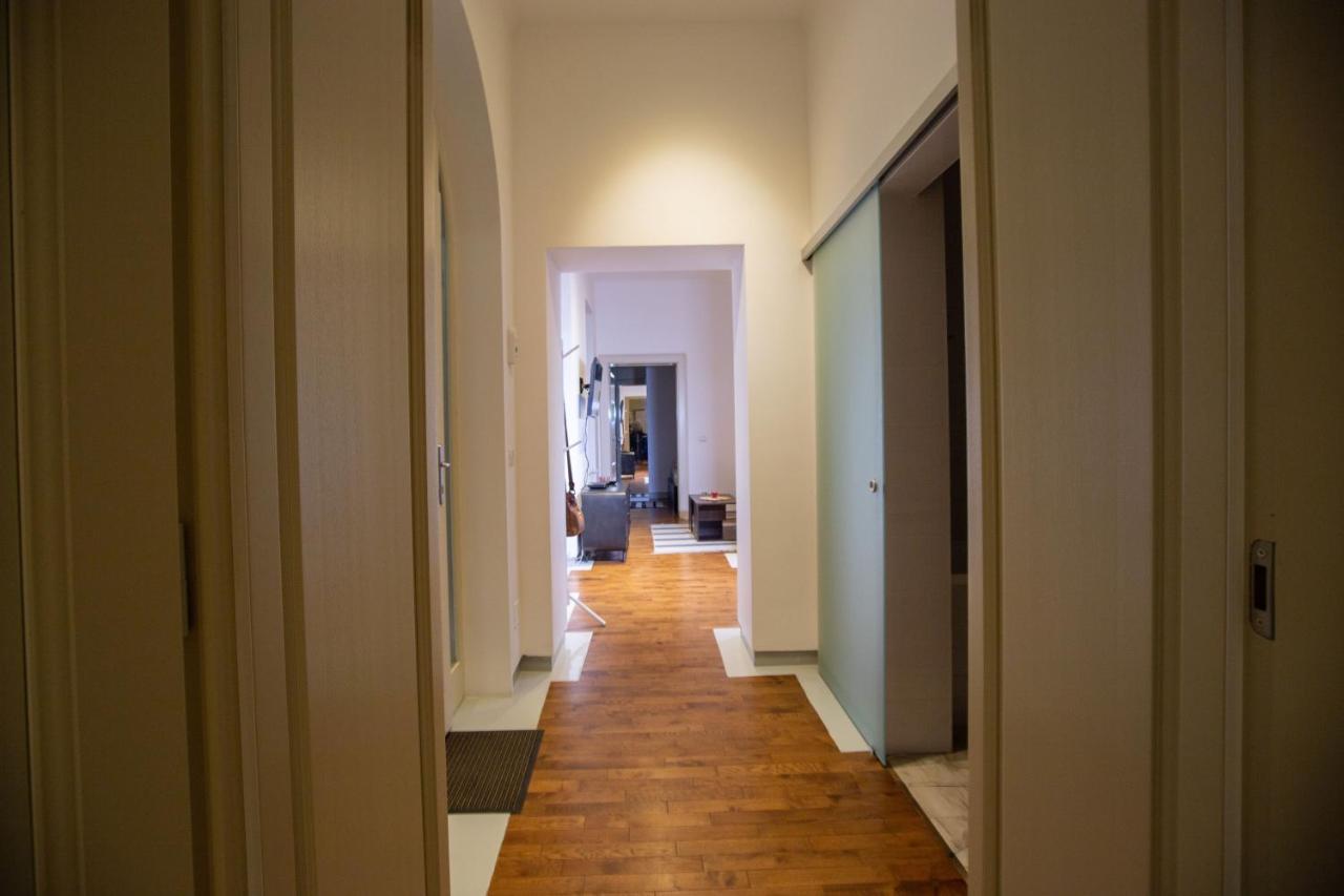 Alessia Apartment In The Old Town Timisoara Esterno foto